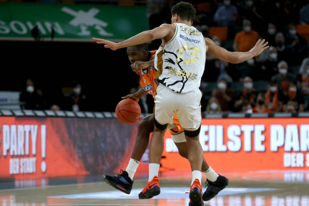 但雷尼尔的 但雷尼尔的