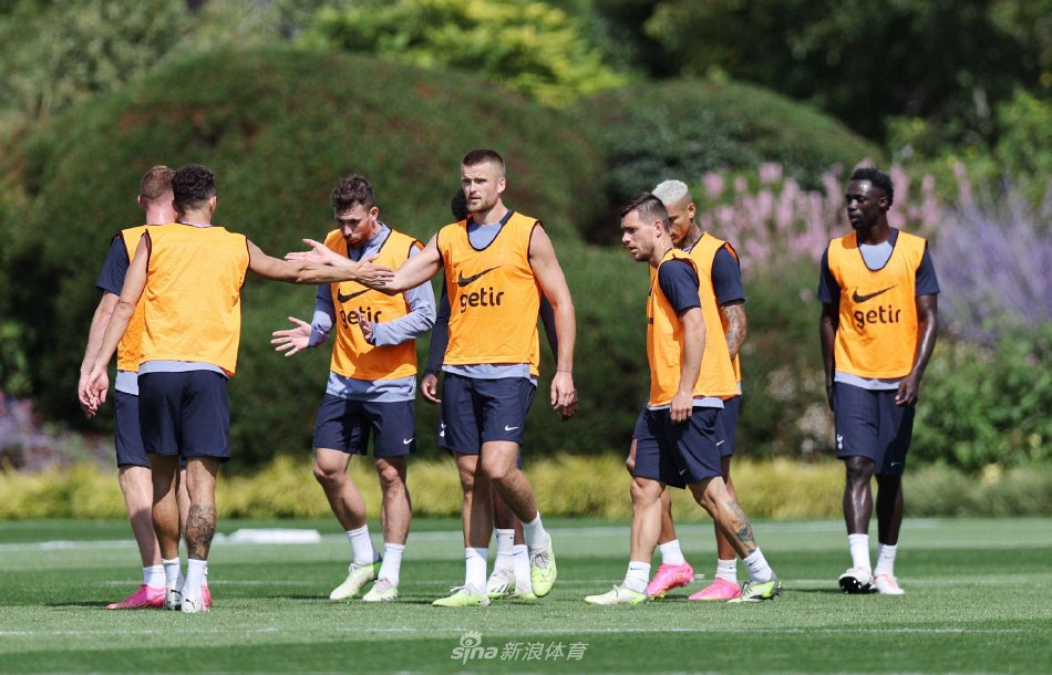 于加盟切尔 于加盟切尔