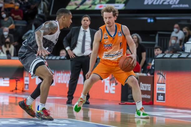 等强队的崛 等强队的崛