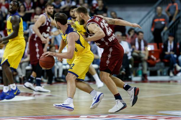 市场上的吸 市场上的吸